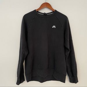 Nike SB black crewneck sweatshirt
